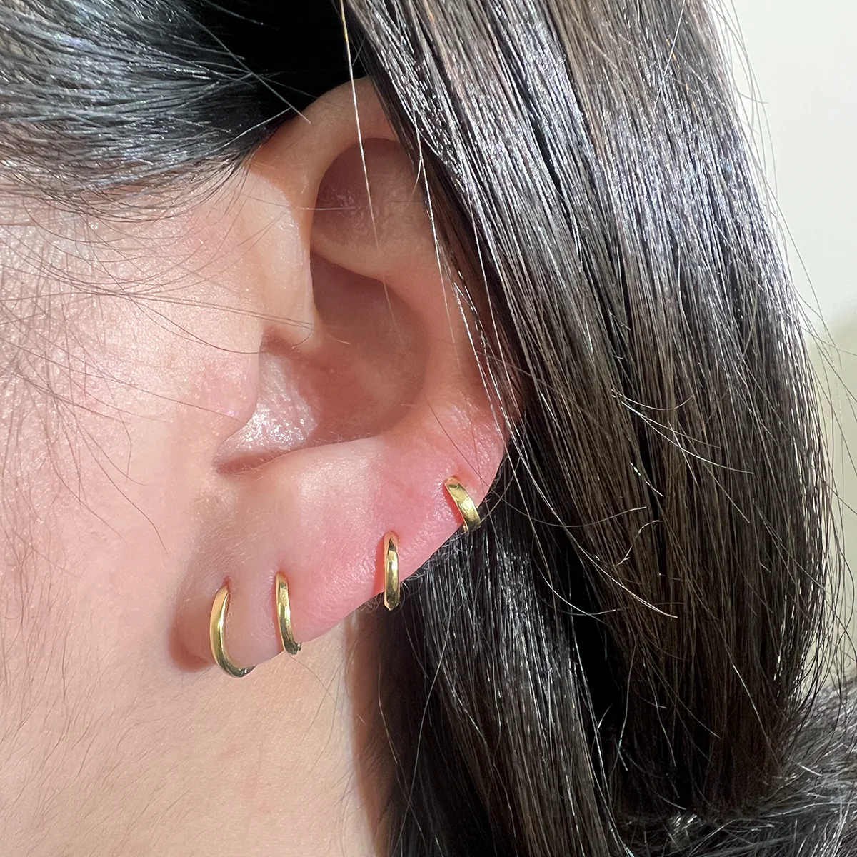 8mm Huggie Earring - Image 3