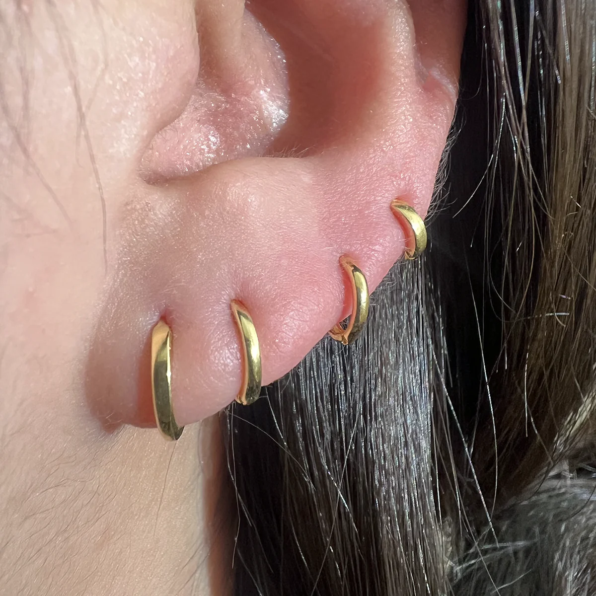 8mm Huggie Earring - Image 5