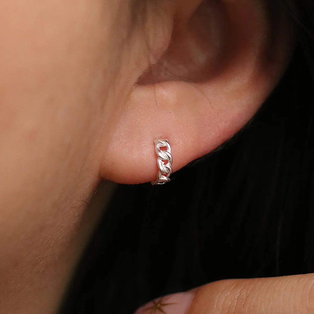 8mm Rope Huggie Earrings - Image 6