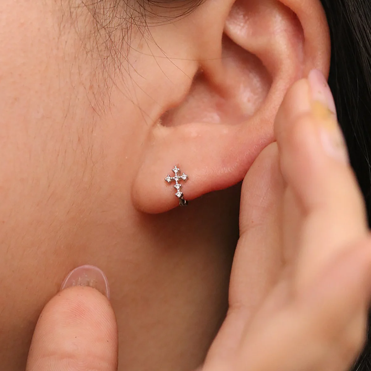 Cubic cross huggie earring - Image 4