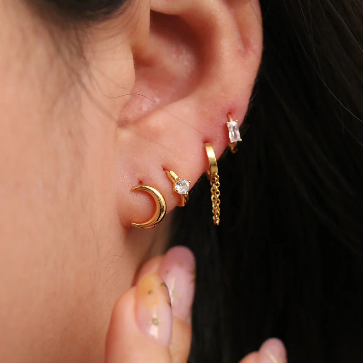 Crescent huggie earrings - Image 8