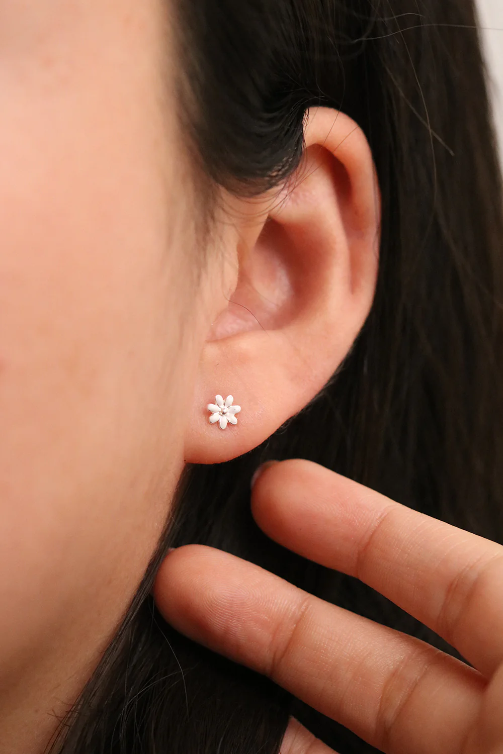 Colour daisy earirngs - Image 6