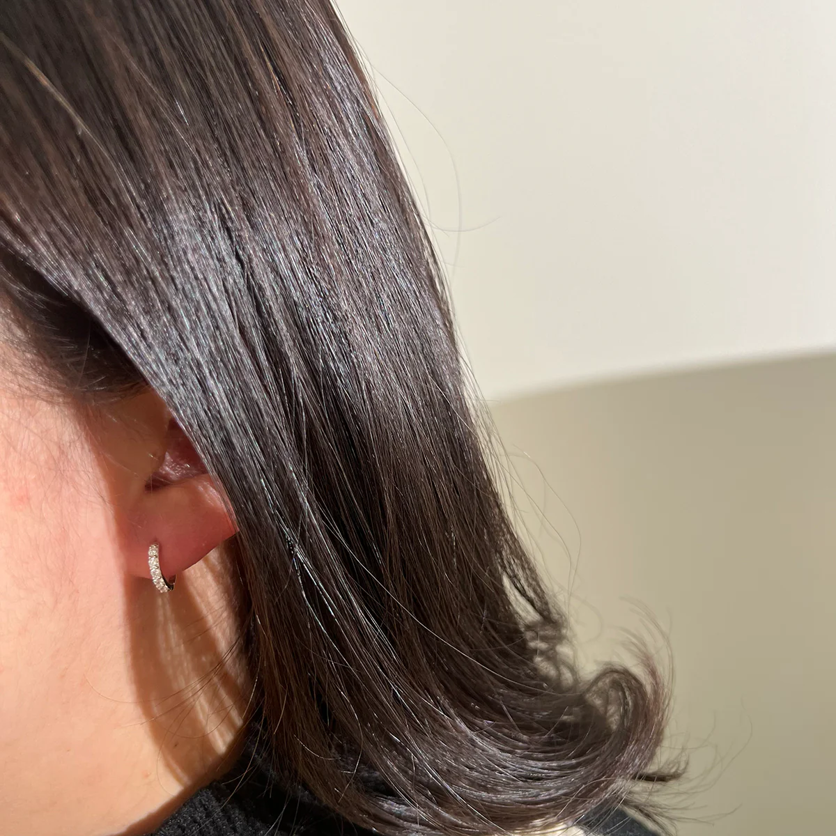 Pave huggie earrings - Image 4