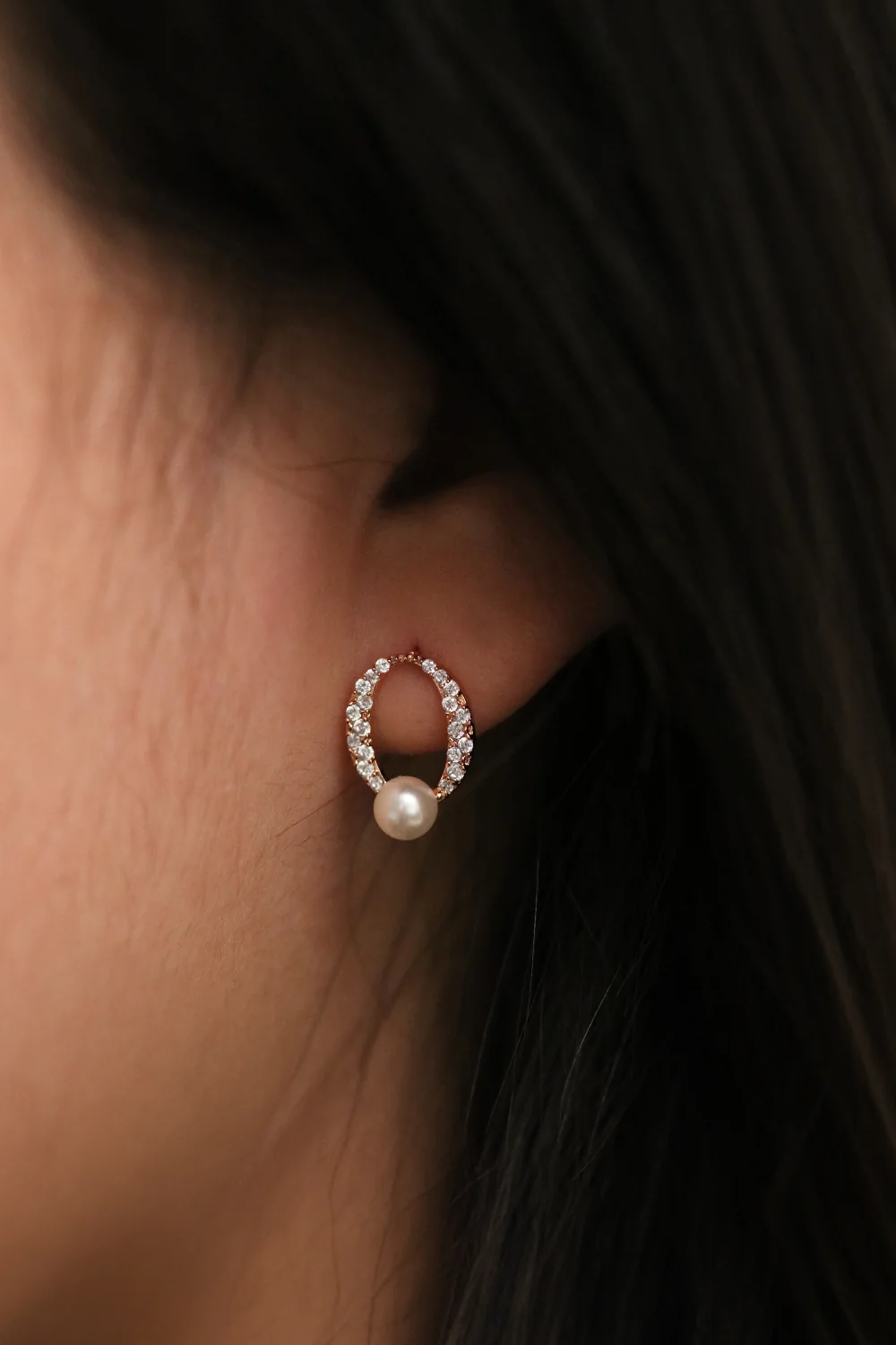 Cubic Oval Pearl Earrings - Image 3