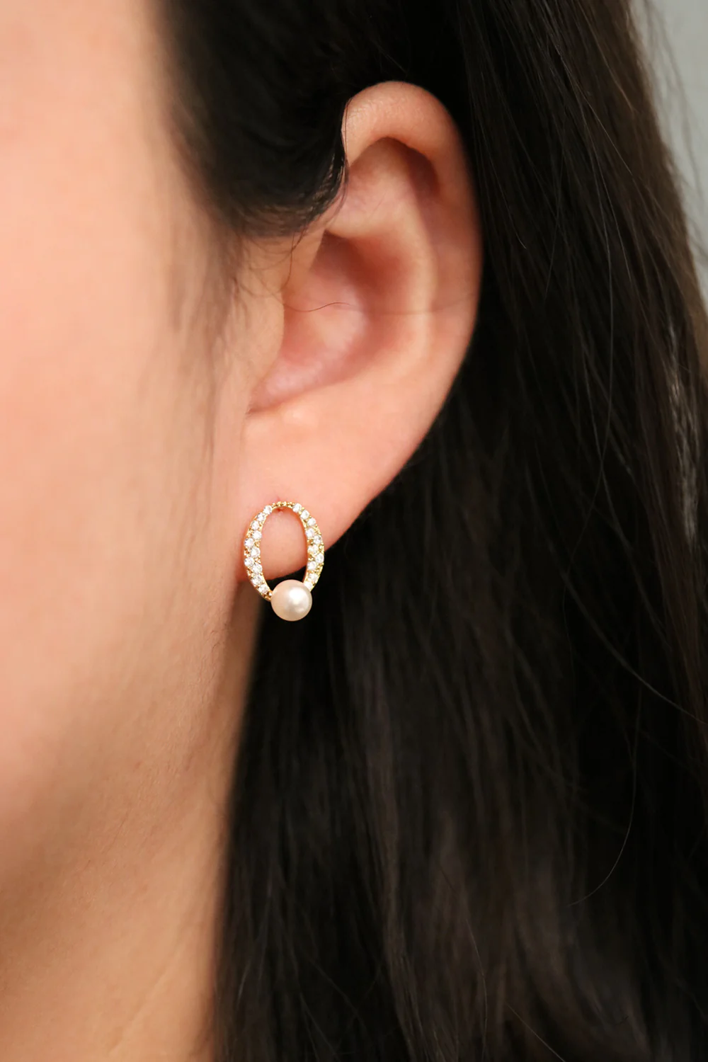 Cubic Oval Pearl Earrings - Image 5