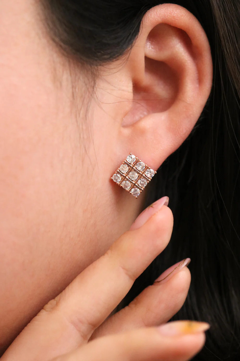 Cubic Diamond Shape Earrings - Image 4