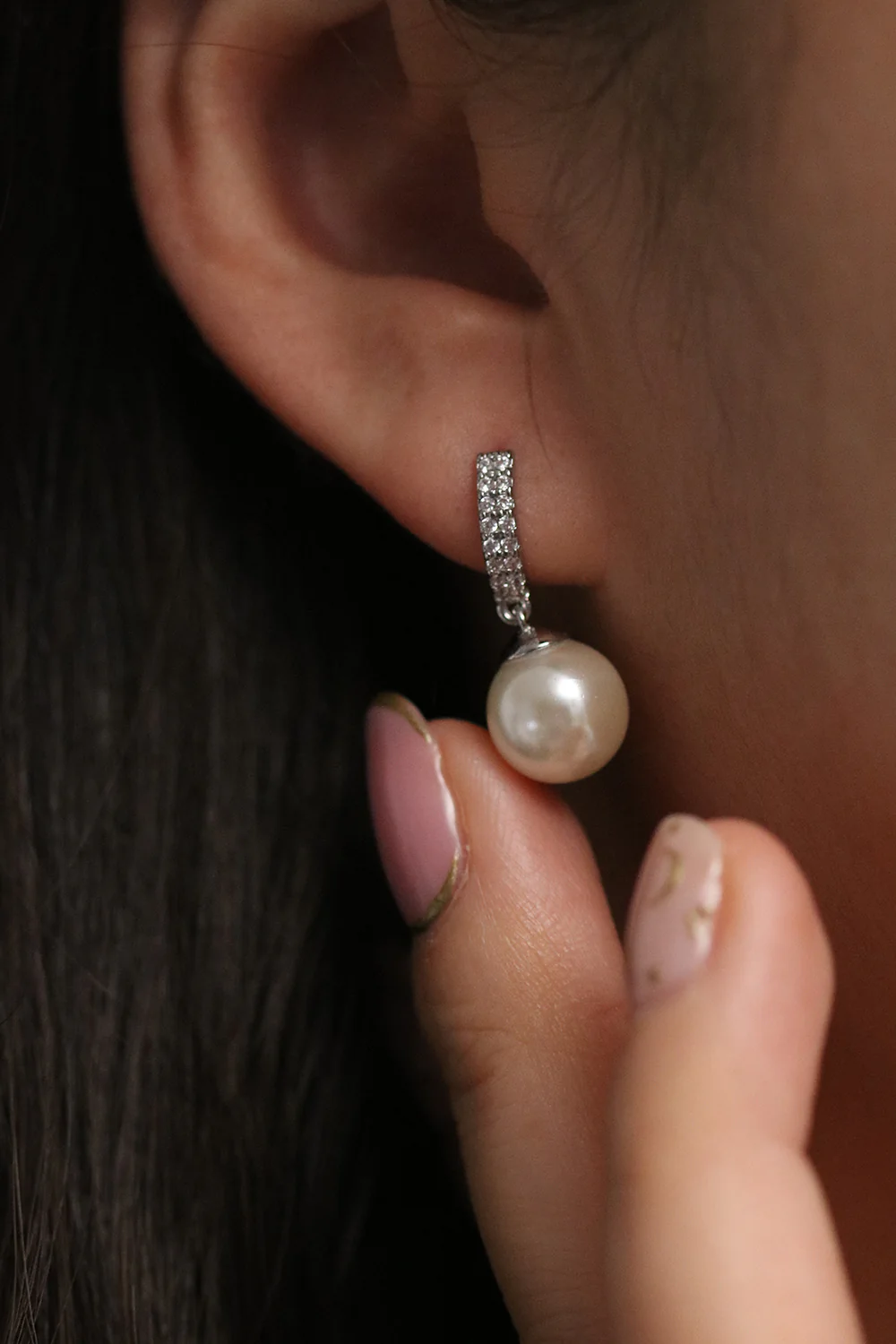 Elegant Pearl drop earrings - Image 4