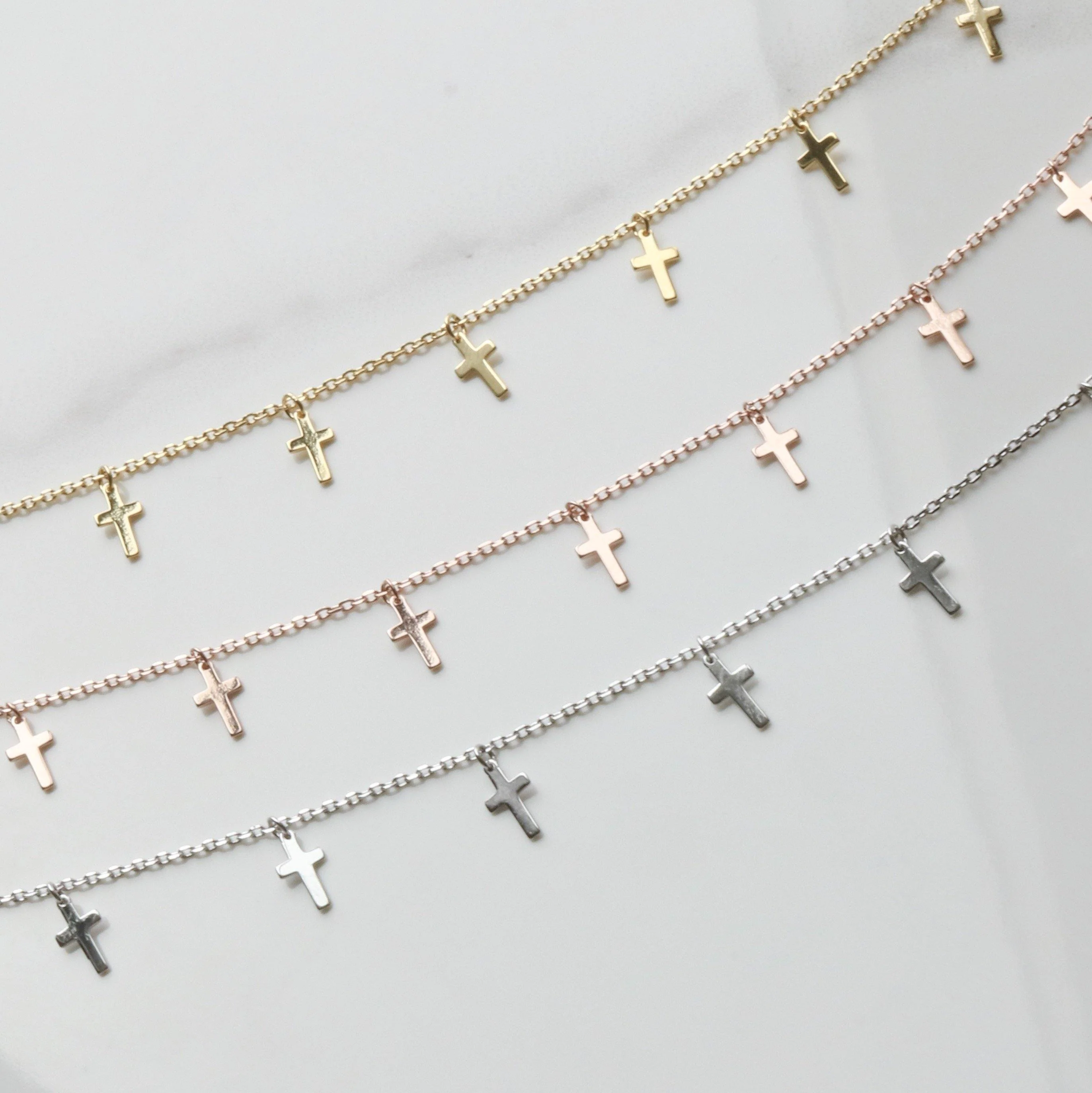 Cross charm necklace - Image 3