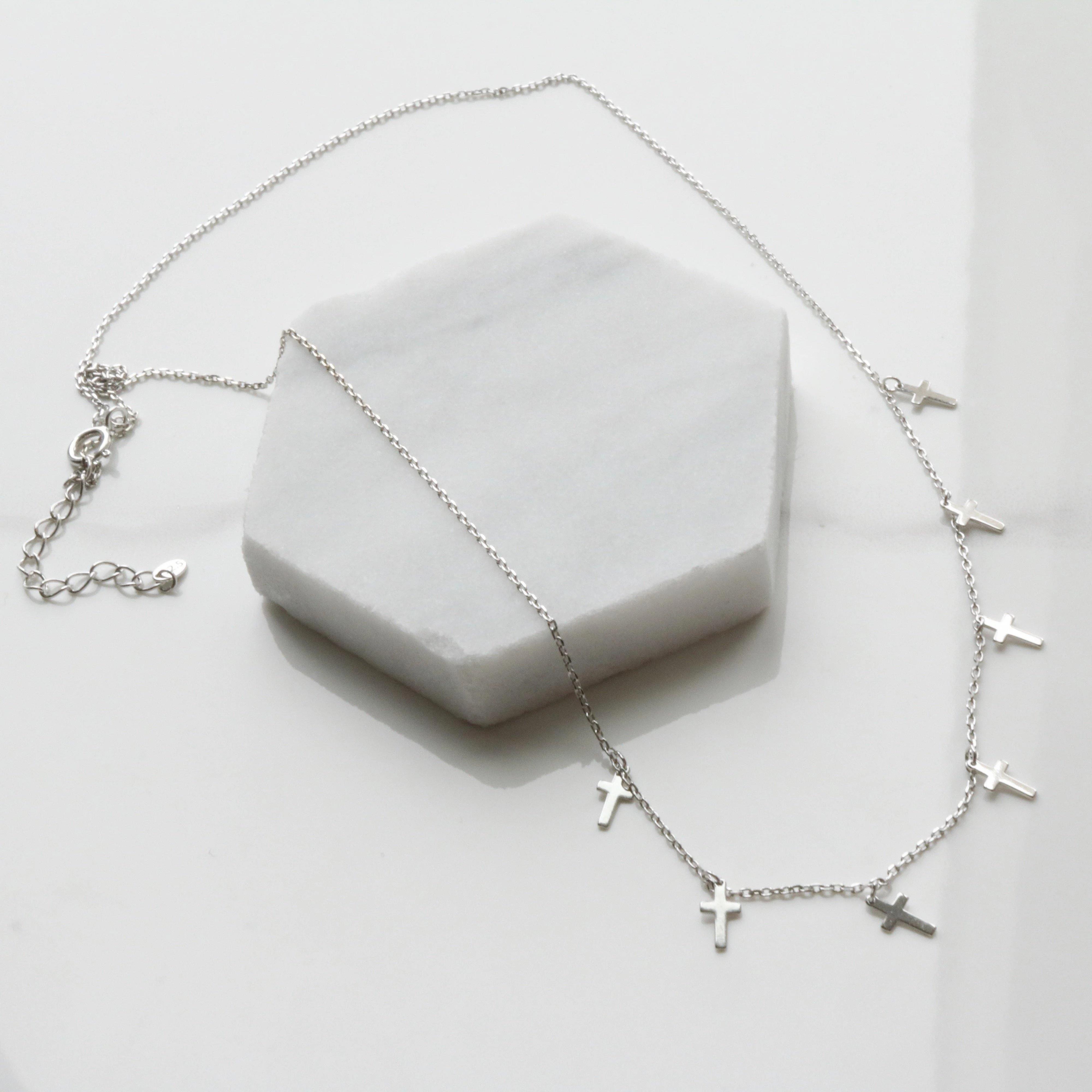 Cross charm necklace - Image 6
