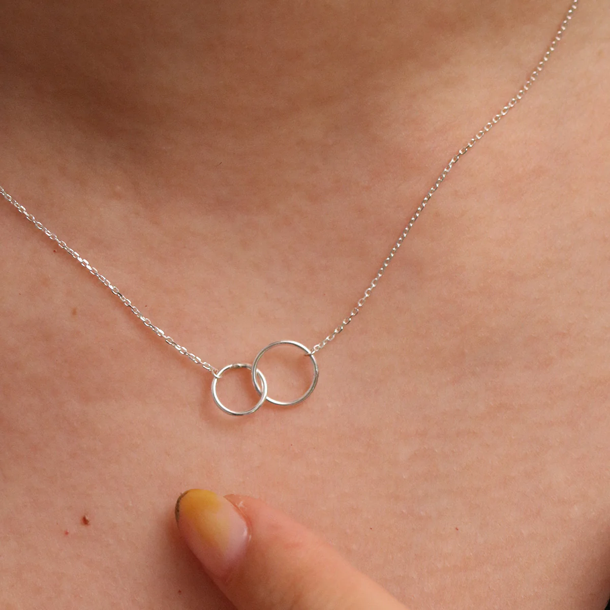 Double circles necklace - Image 4